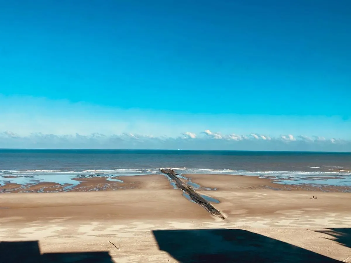 Zonnig Appartement Met Prachtig Zeezicht - Middelkerke Apartment